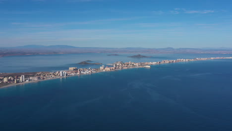 La-Manga-Sandbank-Luftaufnahmen-Sonnige-Aussicht-Spanien-Resort-Mittelmeer